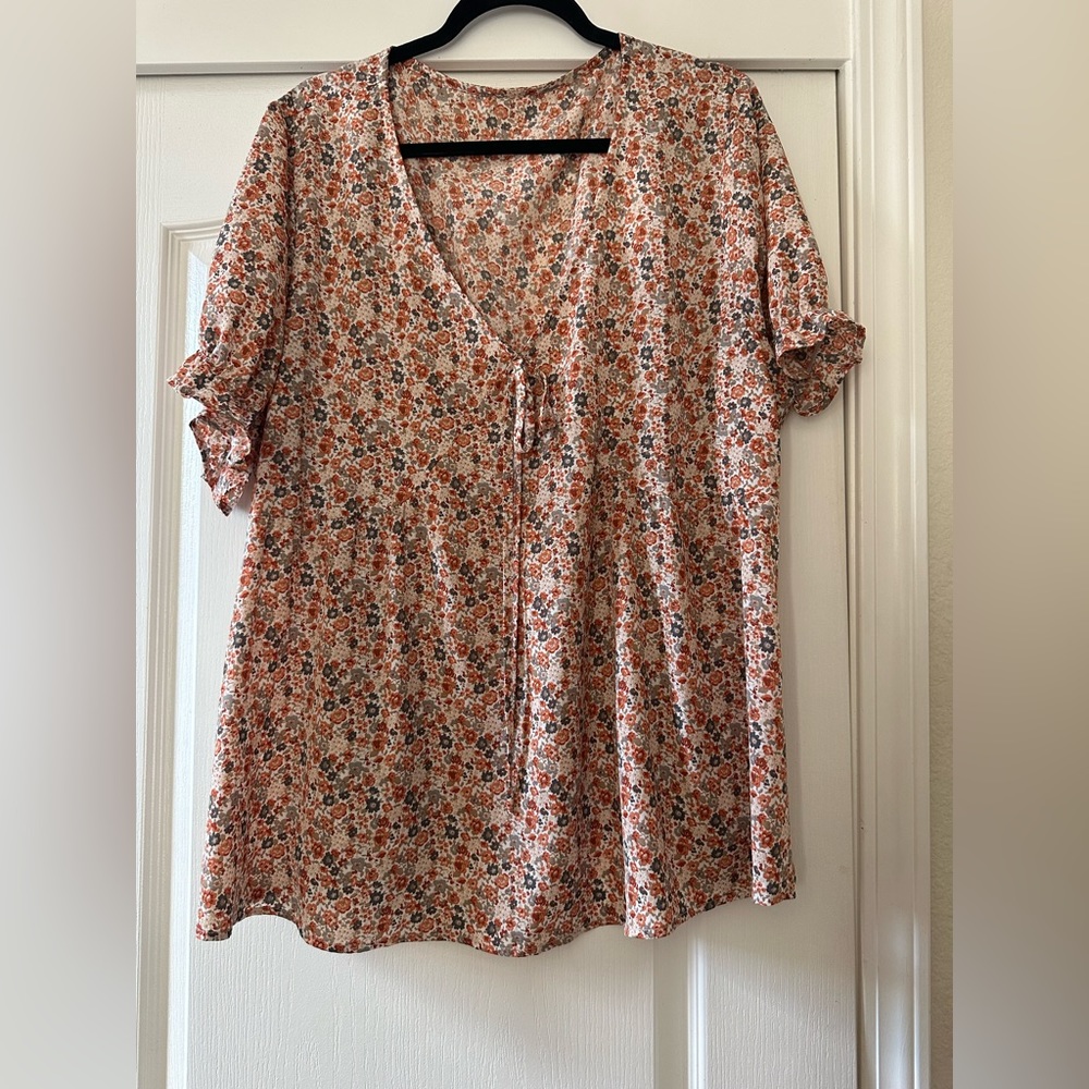 Floral V-Neck Top